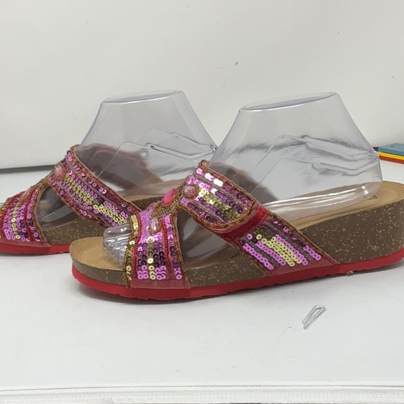 Like new White Mountain ladies wedge sandal with Velcro strap, size 9 - Picture 2 of 6